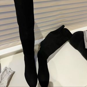 Brand  new to the knee suede boots.